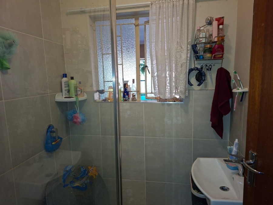 To Let 2 Bedroom Property for Rent in Meiringspark North West